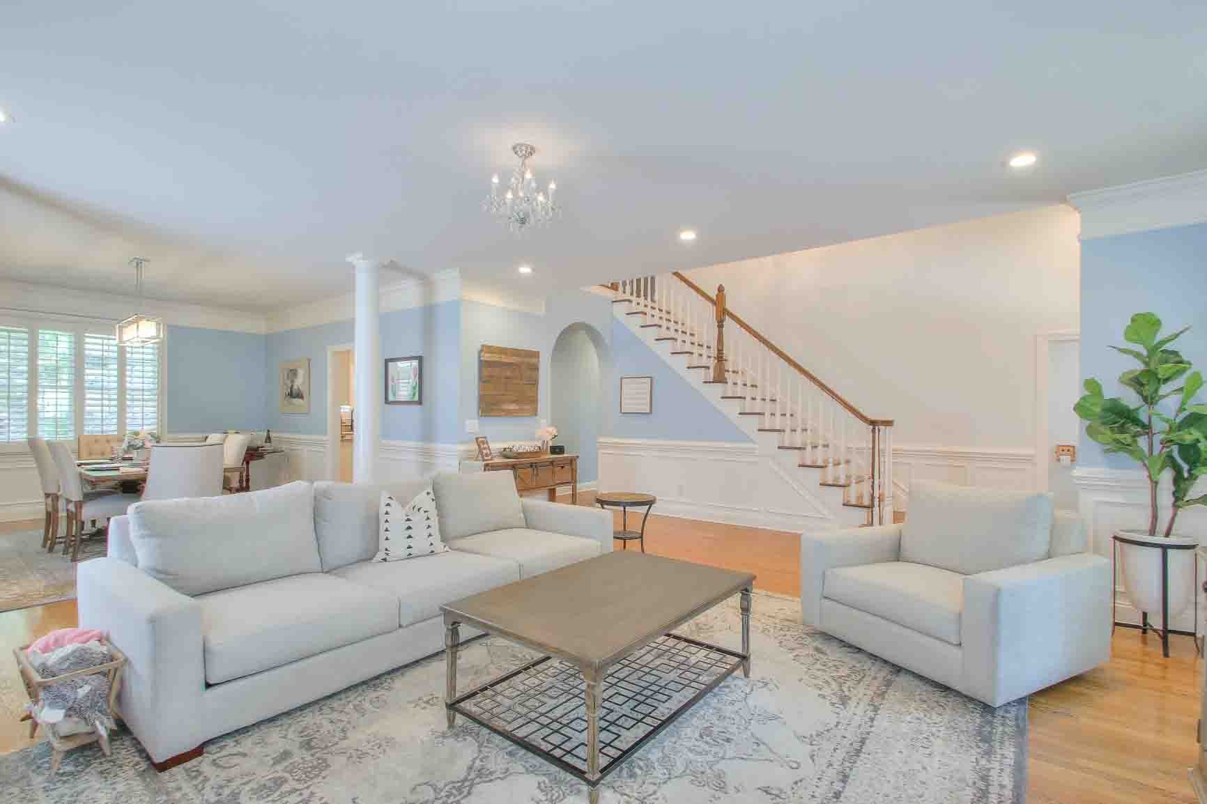 206 Polk Pl Drive Franklin, TN 37064 - Photo 5 of 47 a living room with furniture and wooden floor