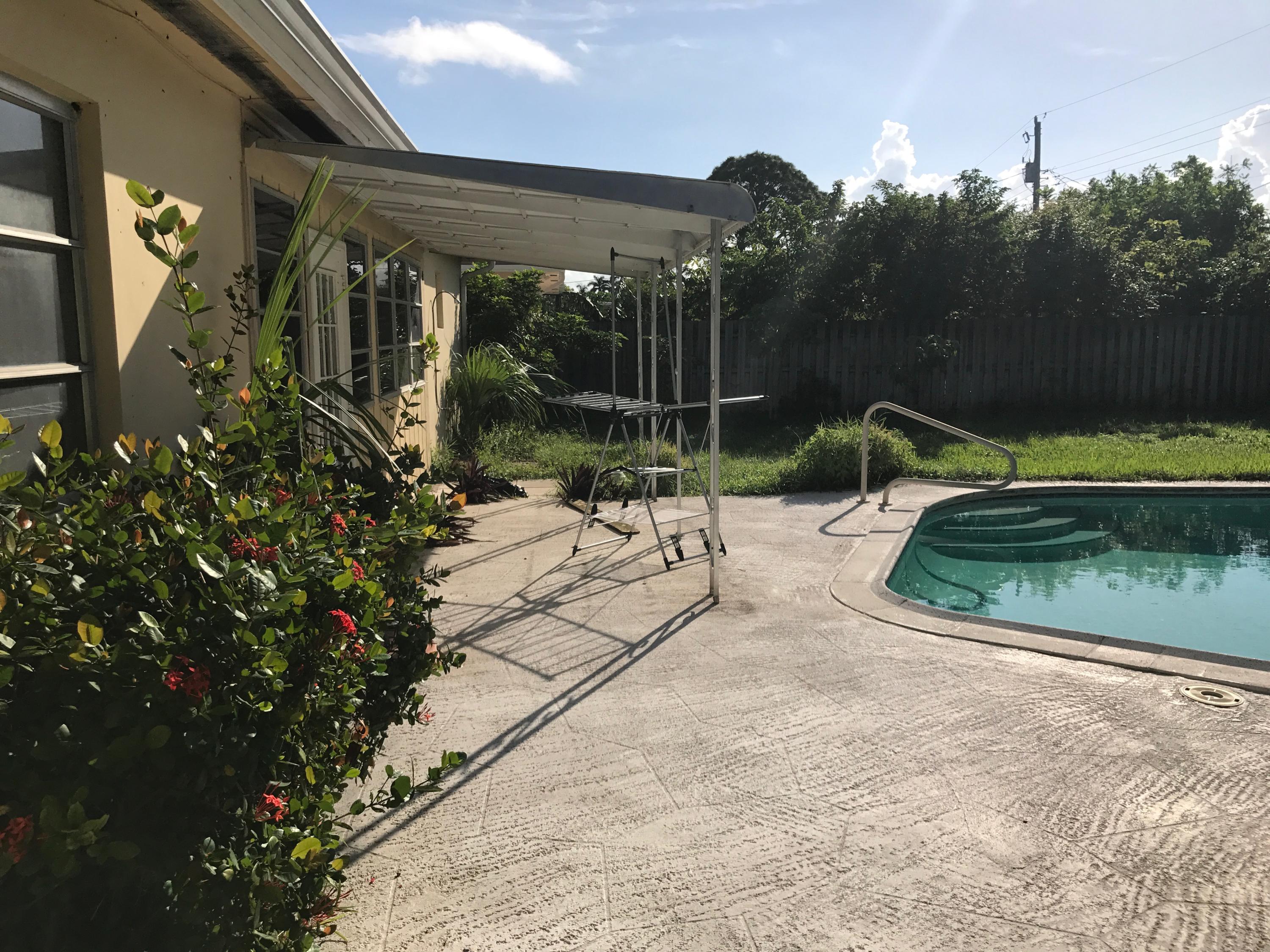 1820 Barbados Road Lake Clarke Shores, FL 33406 - Photo 5 of 11 IMG_0586