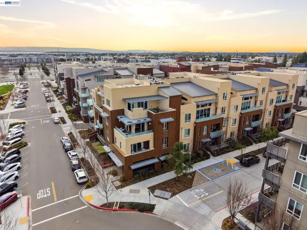 $1,915,000 | 45188 Tom Blalock Street, Unit 301, Fremont, CA 94539