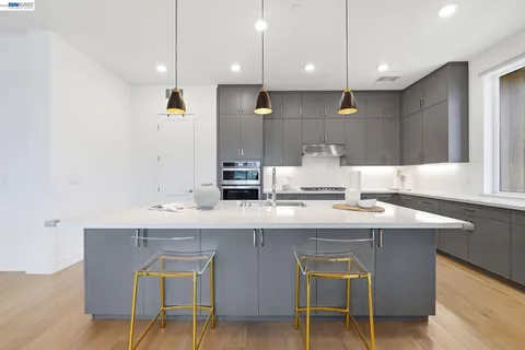 $1,915,000 | 45188 Tom Blalock Street, Unit 301, Fremont, CA 94539
