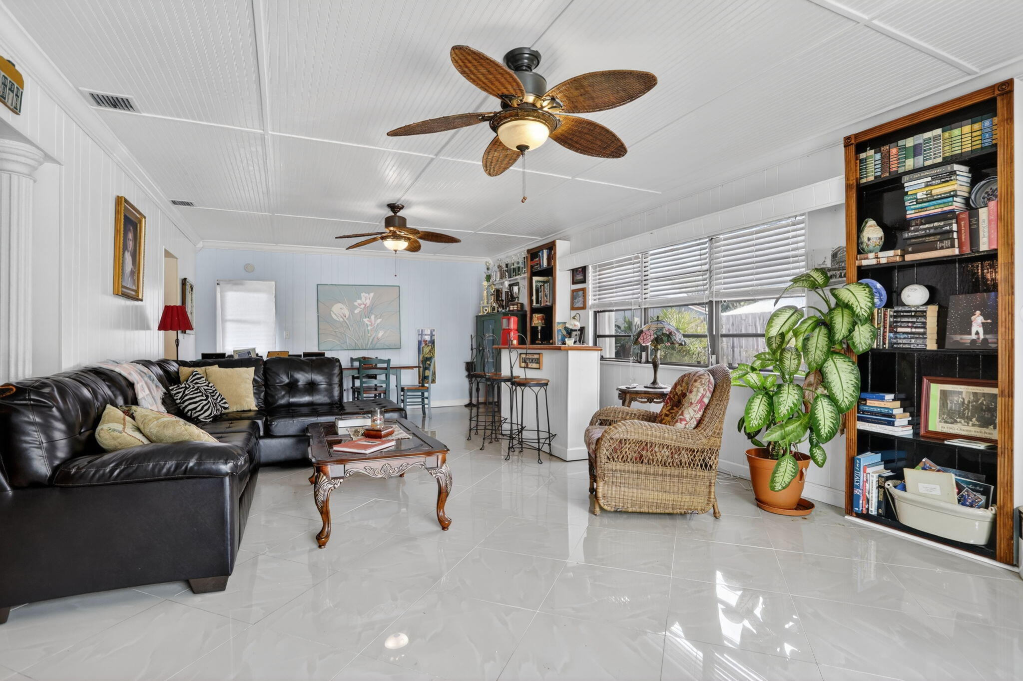 1931 Northeast 27th Street Lighthouse Point, FL 33064 - Photo 18 of 38 21-web-or-mls-1931-5738