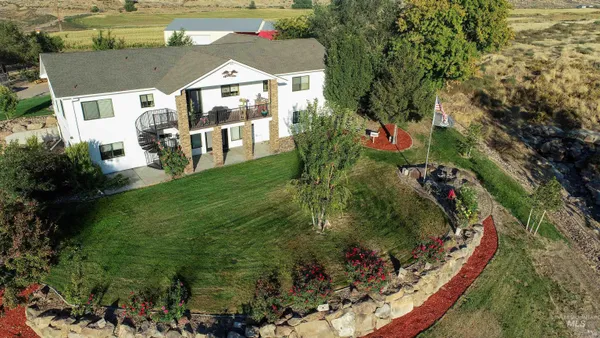 $1,500,000 | 4010 Elmore Road, Parma, ID 83660