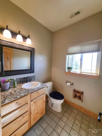 $1,500,000 | 4010 Elmore Road, Parma, ID 83660