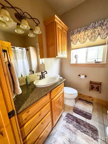 $1,500,000 | 4010 Elmore Road, Parma, ID 83660