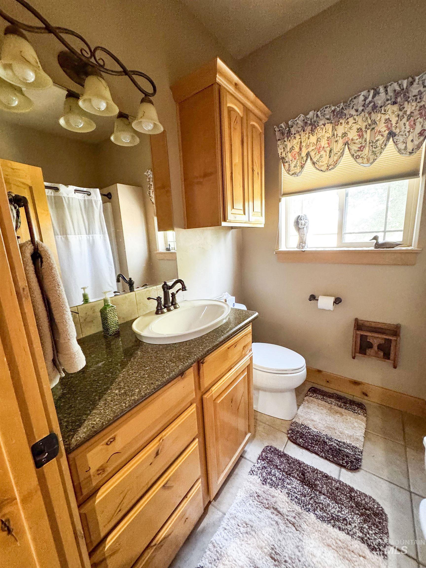 4010 Elmore Road Parma, ID 83660 - Photo 18 of 34