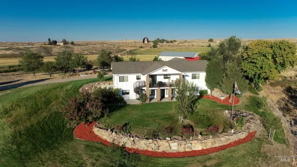 $1,500,000 | 4010 Elmore Road, Parma, ID 83660