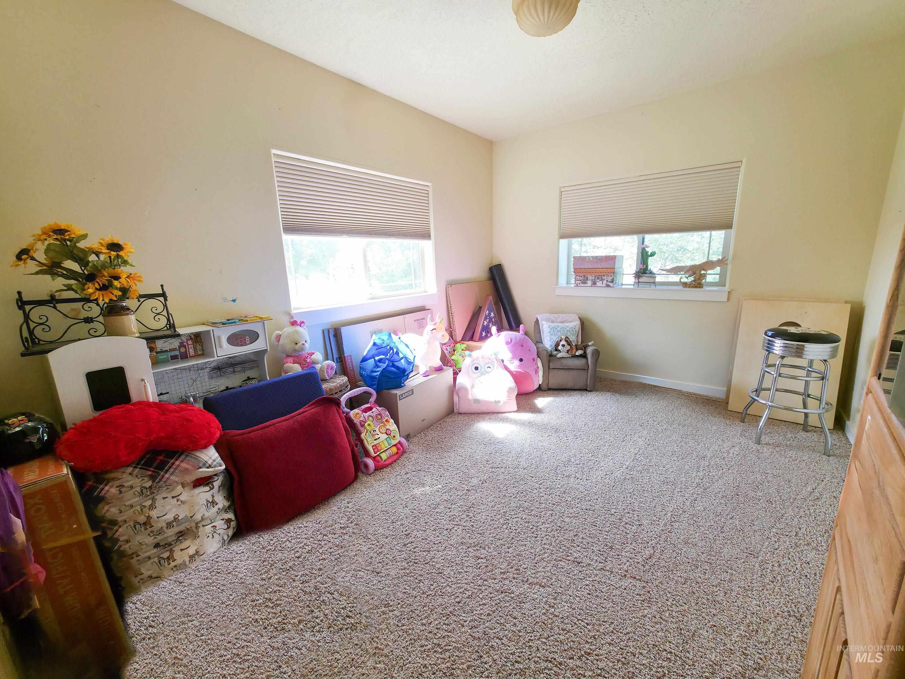 4010 Elmore Road Parma, ID 83660 - Photo 23 of 34