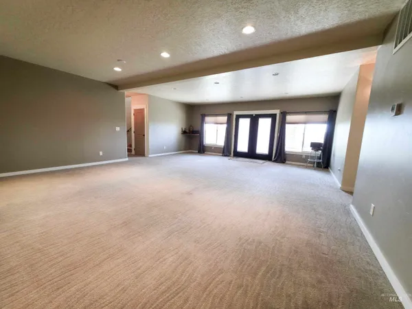 $1,500,000 | 4010 Elmore Road, Parma, ID 83660