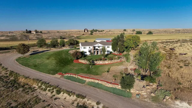 $1,500,000 | 4010 Elmore Road, Parma, ID 83660