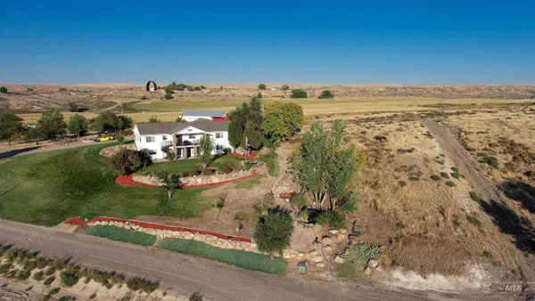 $1,500,000 | 4010 Elmore Road, Parma, ID 83660