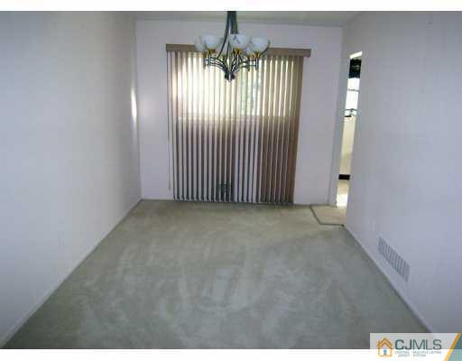 632 New Dover Road Colonia, NJ 07067 - Photo 4 of 8