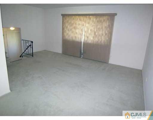 632 New Dover Road Colonia, NJ 07067 - Photo 5 of 8