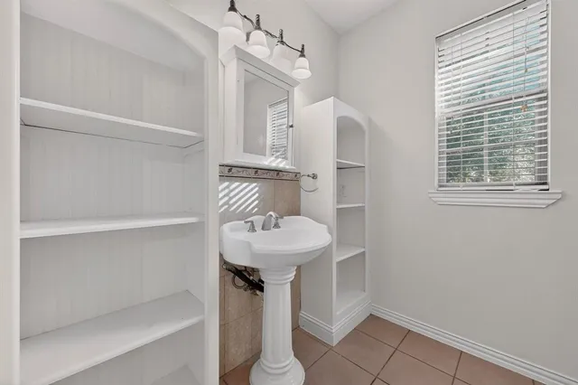 $430,000 | 4816 Club View Circle, Mesquite, TX 75150