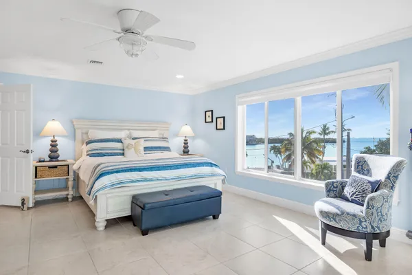 a bathroom with a bath tub