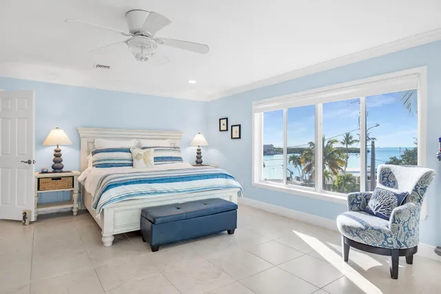 a bathroom with a bath tub