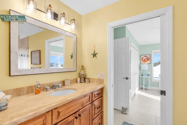 $2,390,000 | 140 Fairwich Court, Tavernier, FL 33070