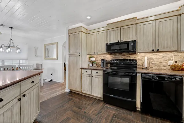 $514,900 | 21219 Horse Shoe Drive, Manvel, TX 77578