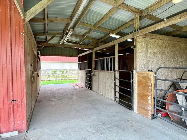 $514,900 | 21219 Horse Shoe Drive, Manvel, TX 77578