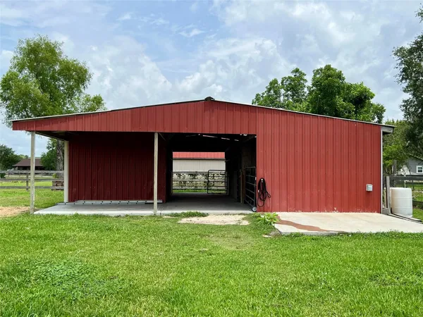 $514,900 | 21219 Horse Shoe Drive, Manvel, TX 77578
