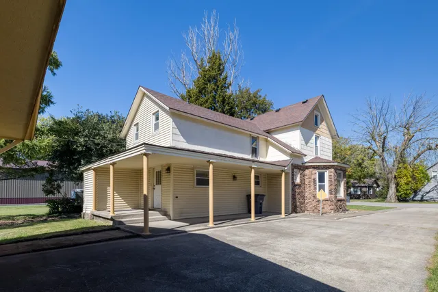 $116,000 | 205 East Dunlap Street, Kentland, IN 47951