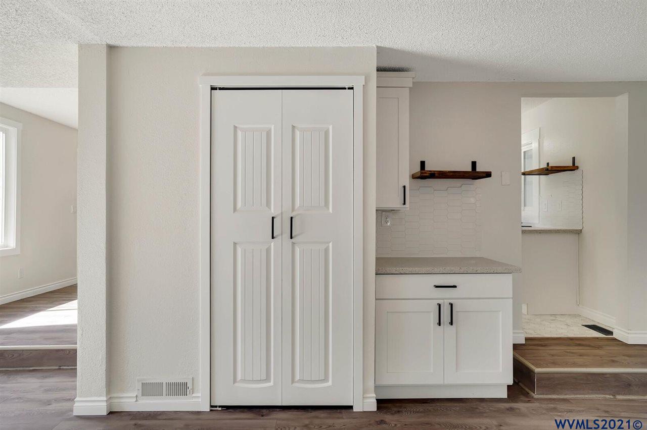 1321 Filbert Street Lebanon, OR 97355 - Photo 18 of 38 Gallery Image 18