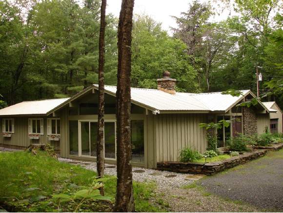 138 Corner Rock Road Winhall, VT 05340 - Photo 1 of 1