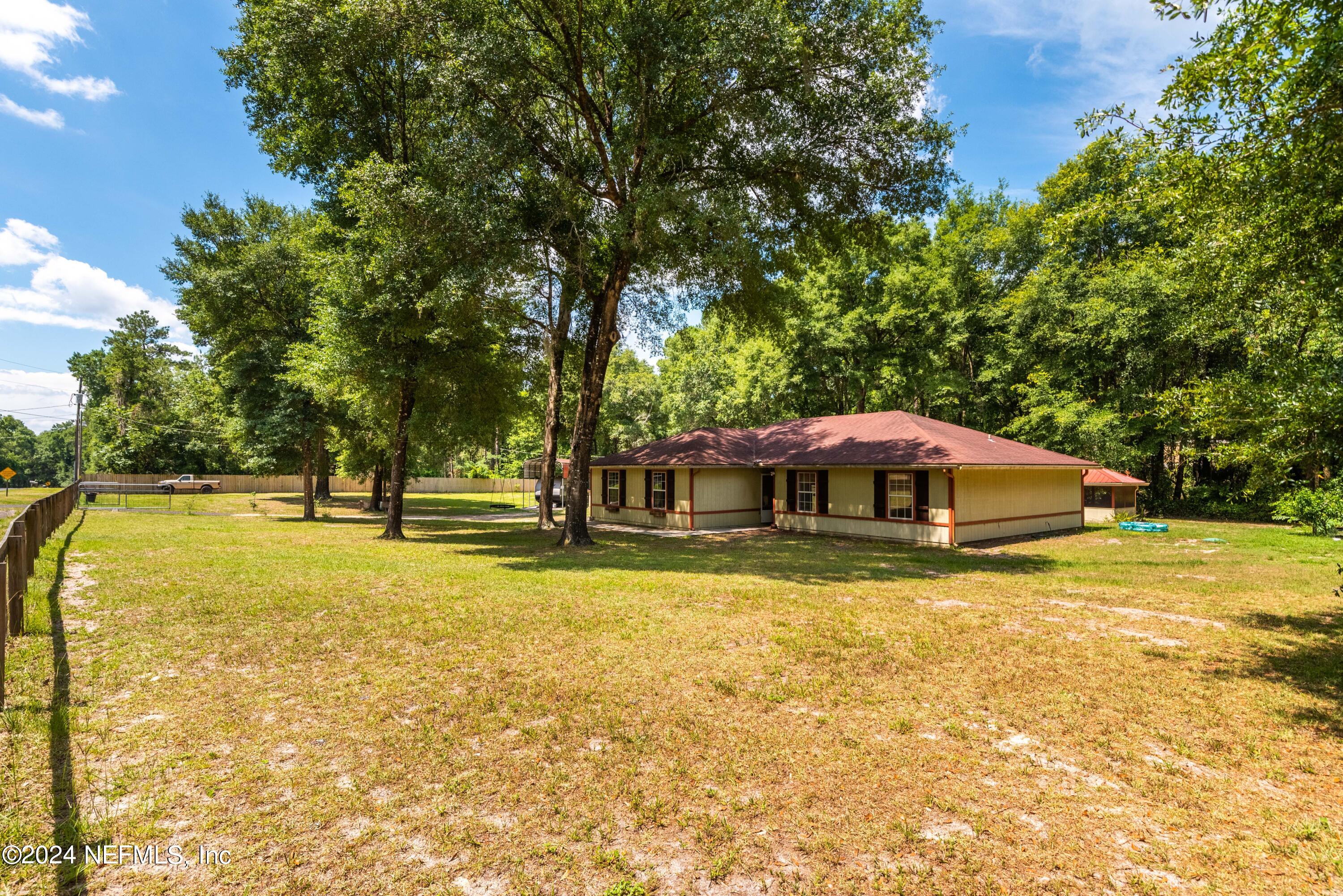 2592 Myrtle Loop Middleburg, FL 32068 - Photo 26 of 33 View from street