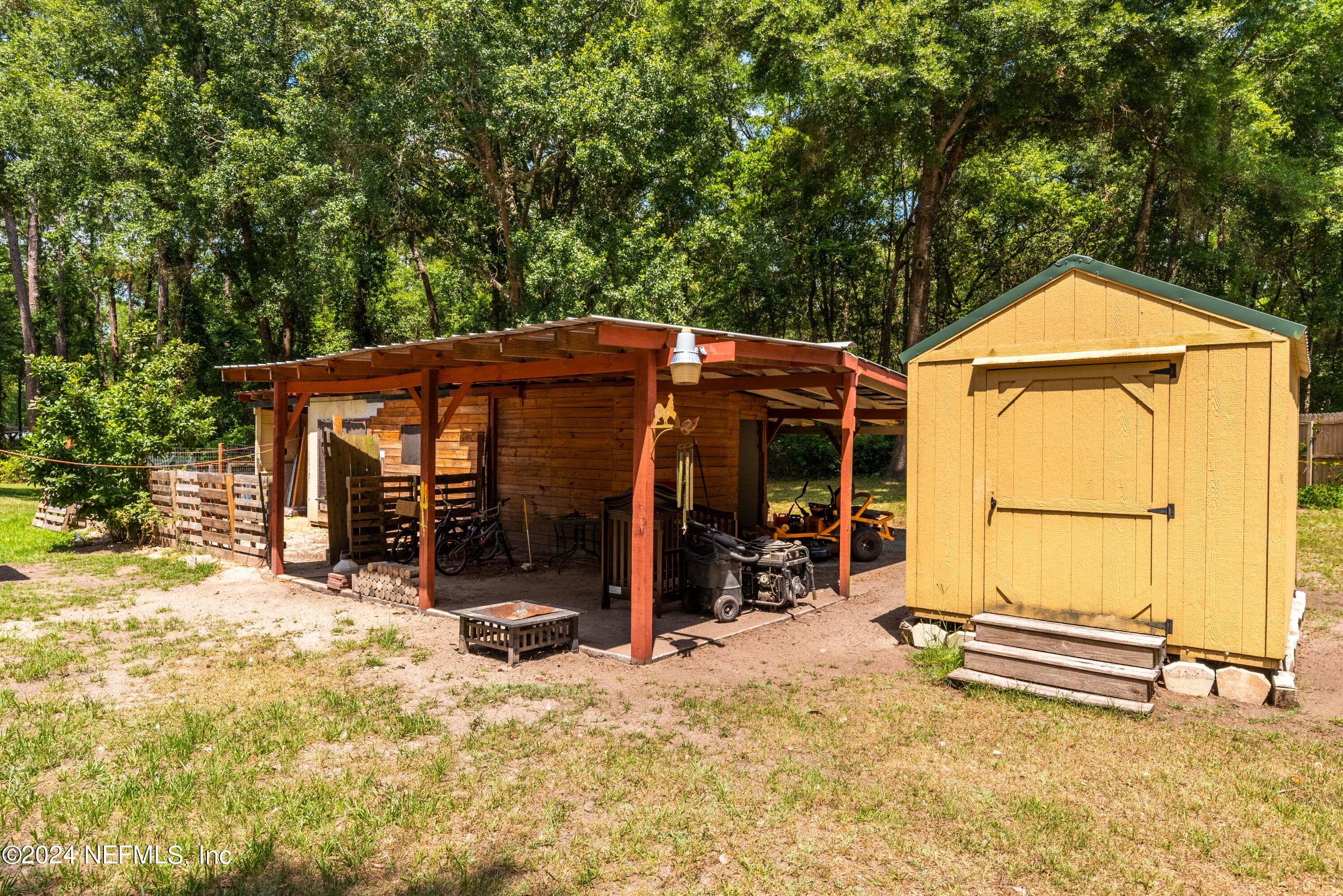 2592 Myrtle Loop Middleburg, FL 32068 - Photo 30 of 33 Workshop & Shed