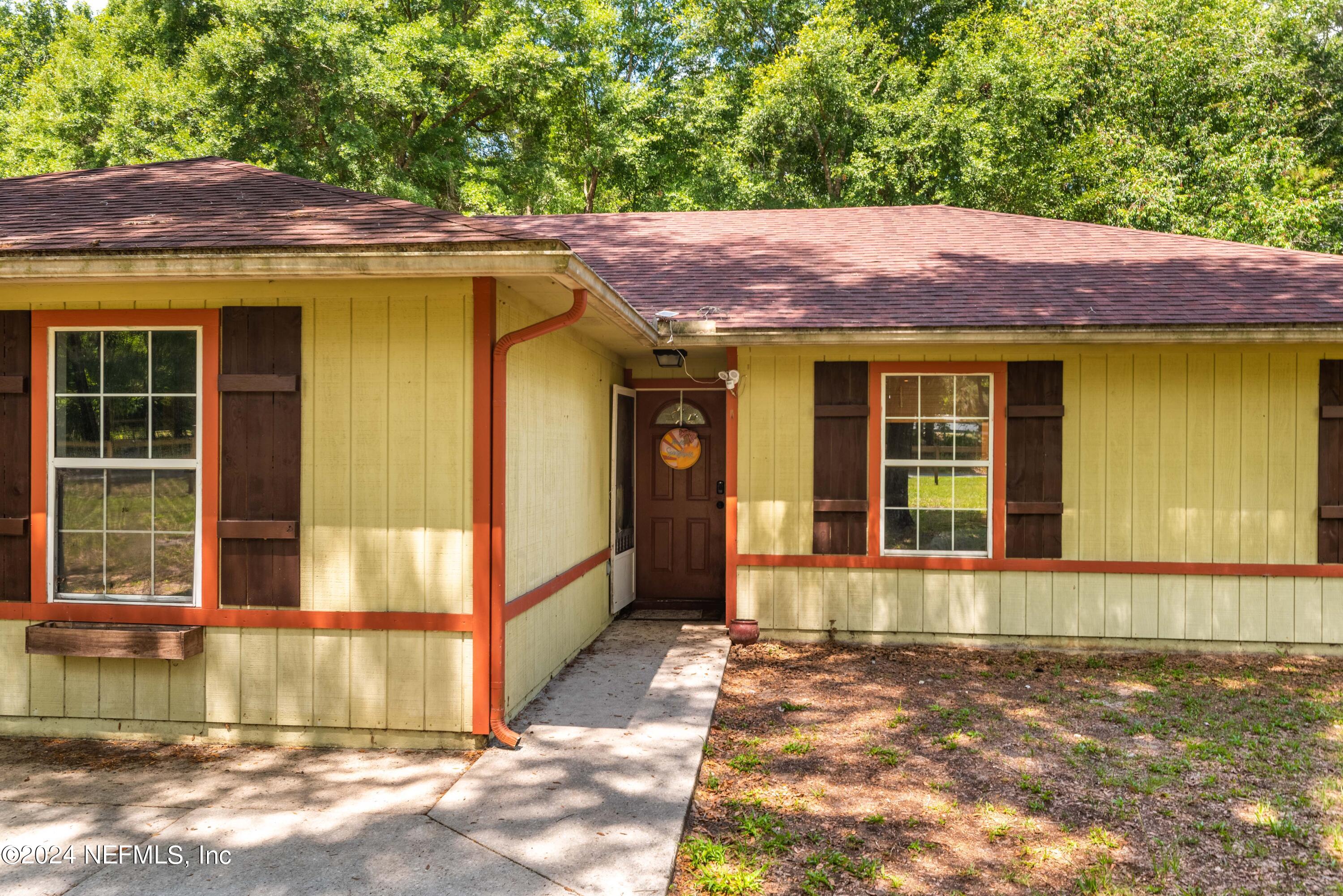 2592 Myrtle Loop Middleburg, FL 32068 - Photo 4 of 33 Front entry