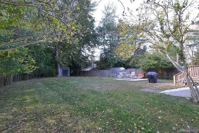 a view of a outdoor space