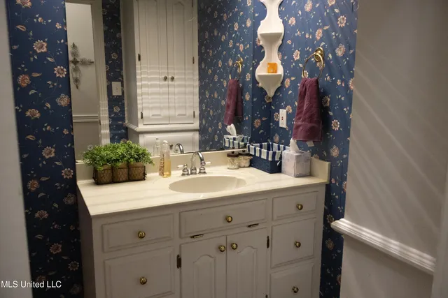 $343,900 | 109 Falcon Ridge Drive, Raymond, MS 39154