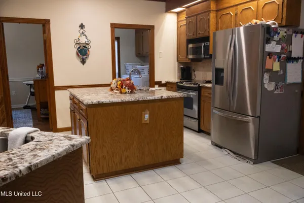 $342,900 | 109 Falcon Ridge Drive, Raymond, MS 39154