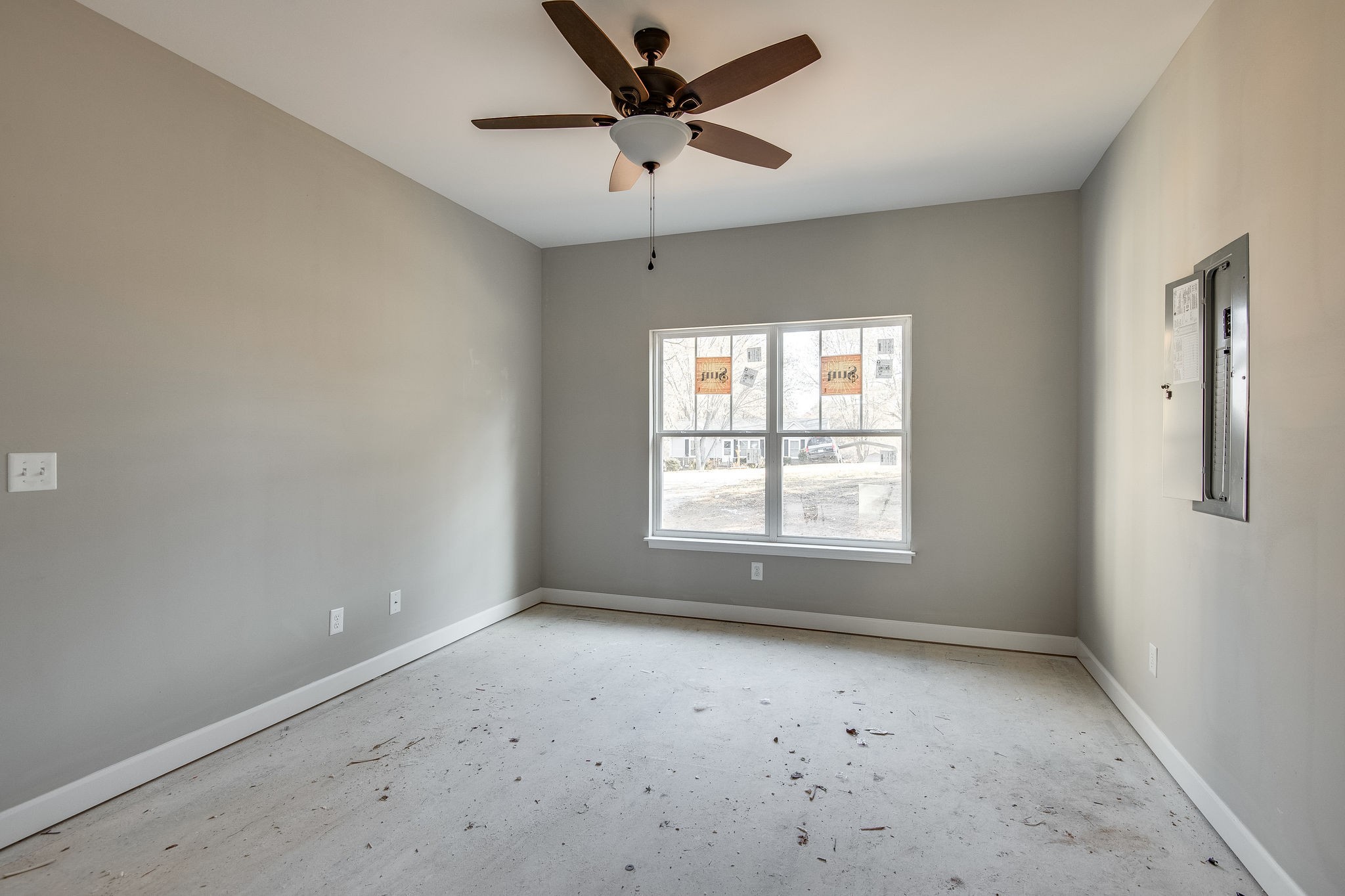 2011 Ridgecrest Circle Dickson, TN 37055 - Photo 12 of 27 Gallery Image 12