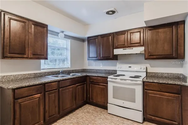 $2,000 | 5711 Indian Hill Road, Orlando, FL 32808