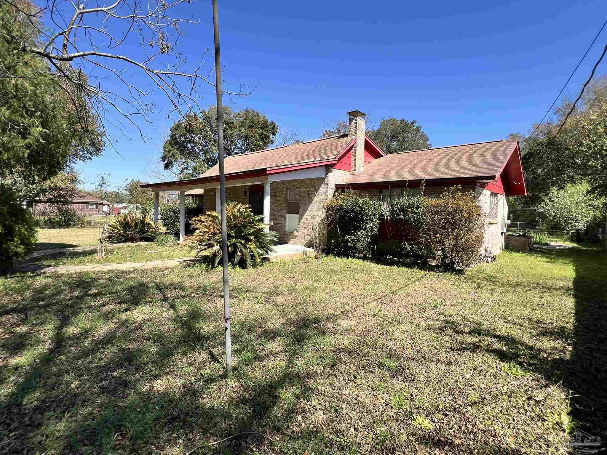 5746 Turkey Road Pensacola, FL 32526 - Photo 3 of 8 Gallery Image 3