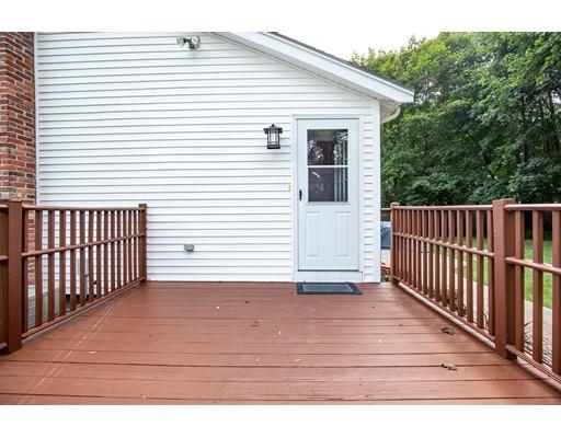 40 Woodruff Road Walpole, MA 02081 - Photo 22 of 31 a view of a terrace