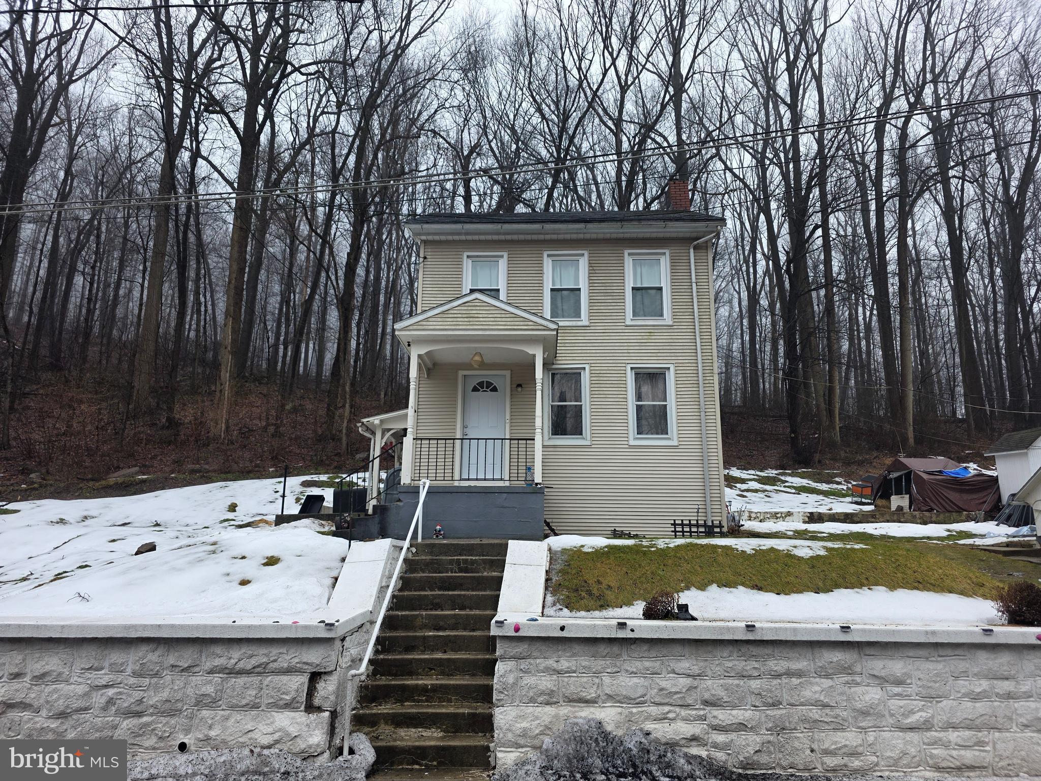 702 Wyomissing Road Mohnton, PA 19540 - Photo 5 of 47