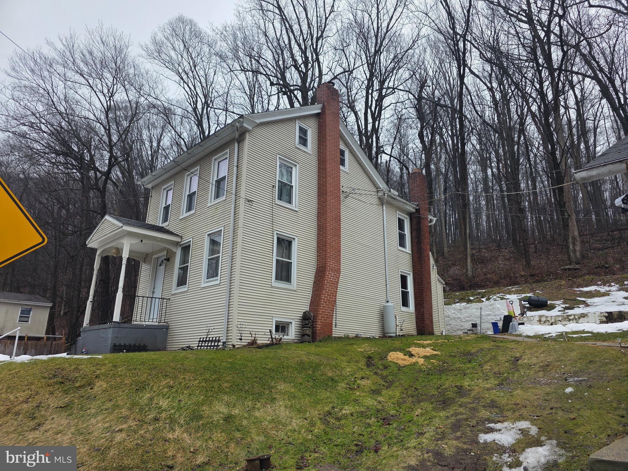 702 Wyomissing Road Mohnton, PA 19540 - Photo 6 of 47