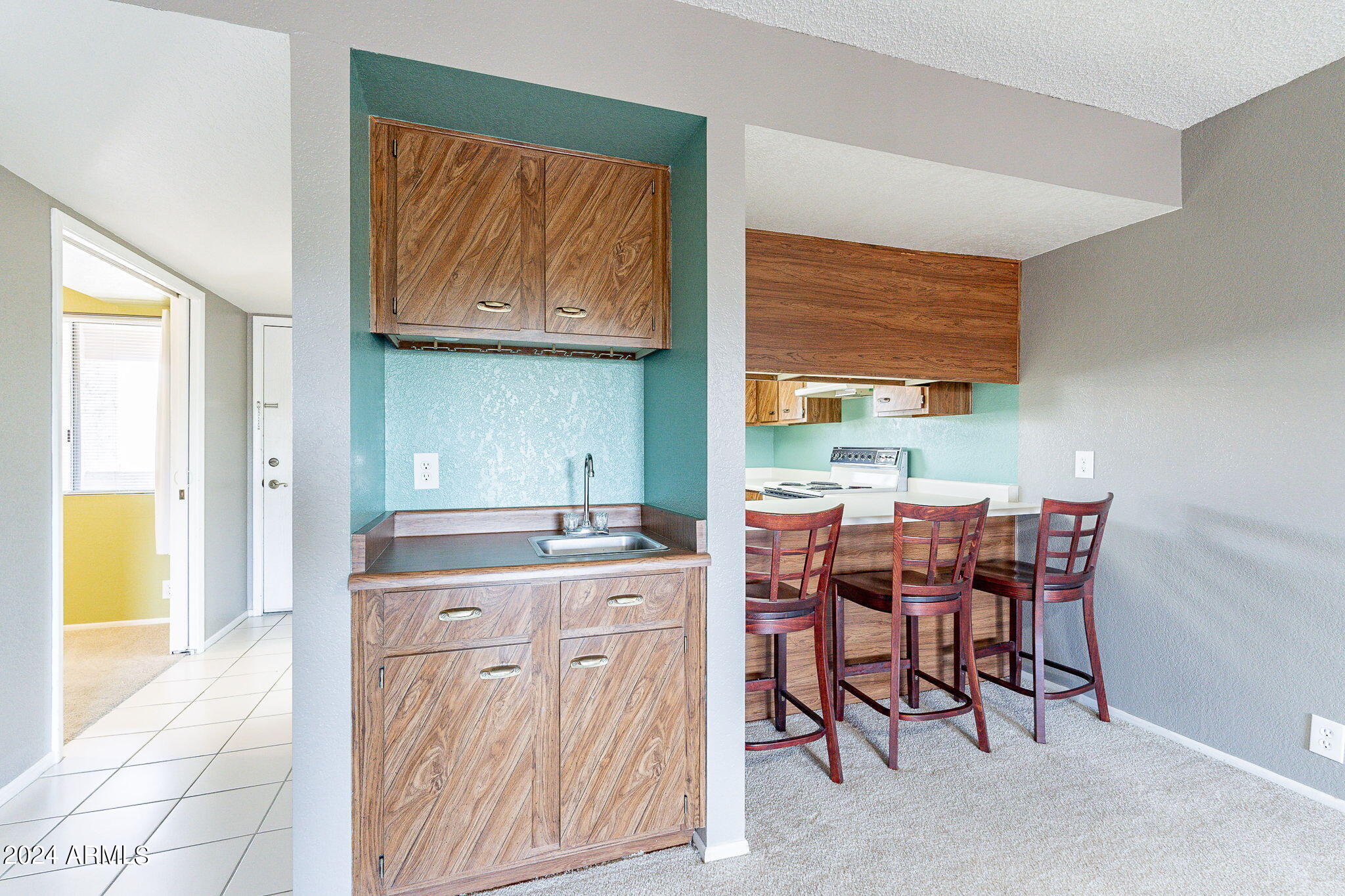 4150 East Cactus Road, Unit 208 Phoenix, AZ 85032 - Photo 20 of 57 Bar