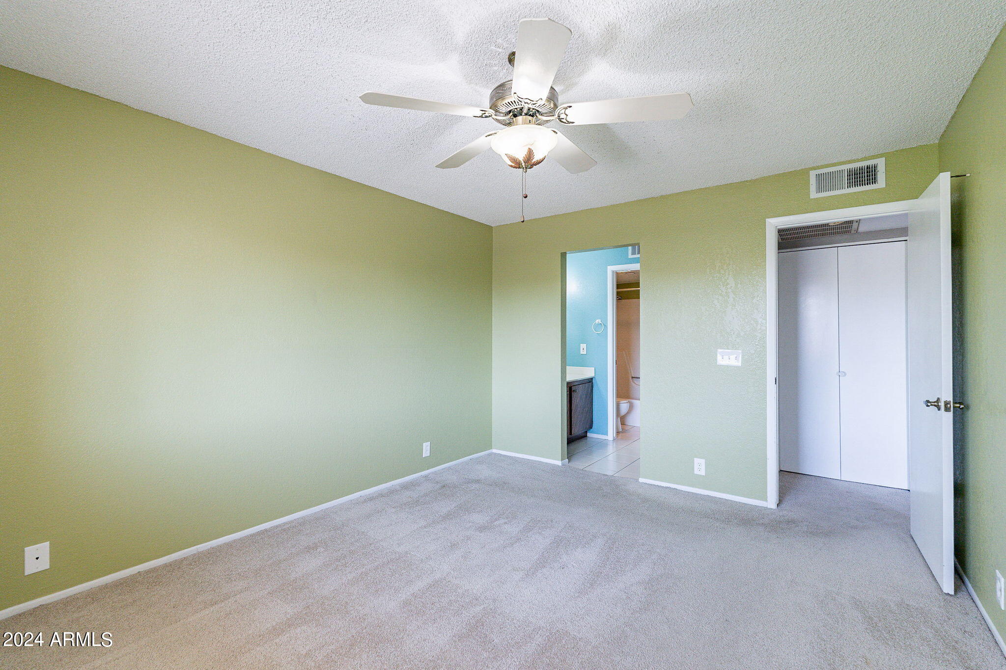 4150 East Cactus Road, Unit 208 Phoenix, AZ 85032 - Photo 27 of 57 Primary Room