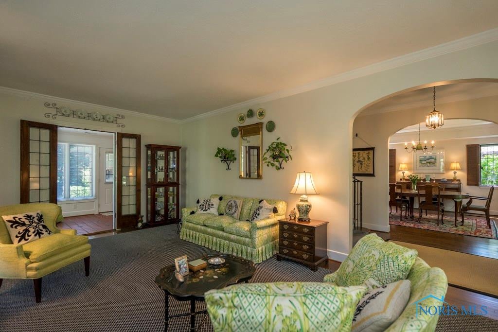 3574 Brookside Road Toledo, OH 43606 - Photo 6 of 32 Gallery Image 6