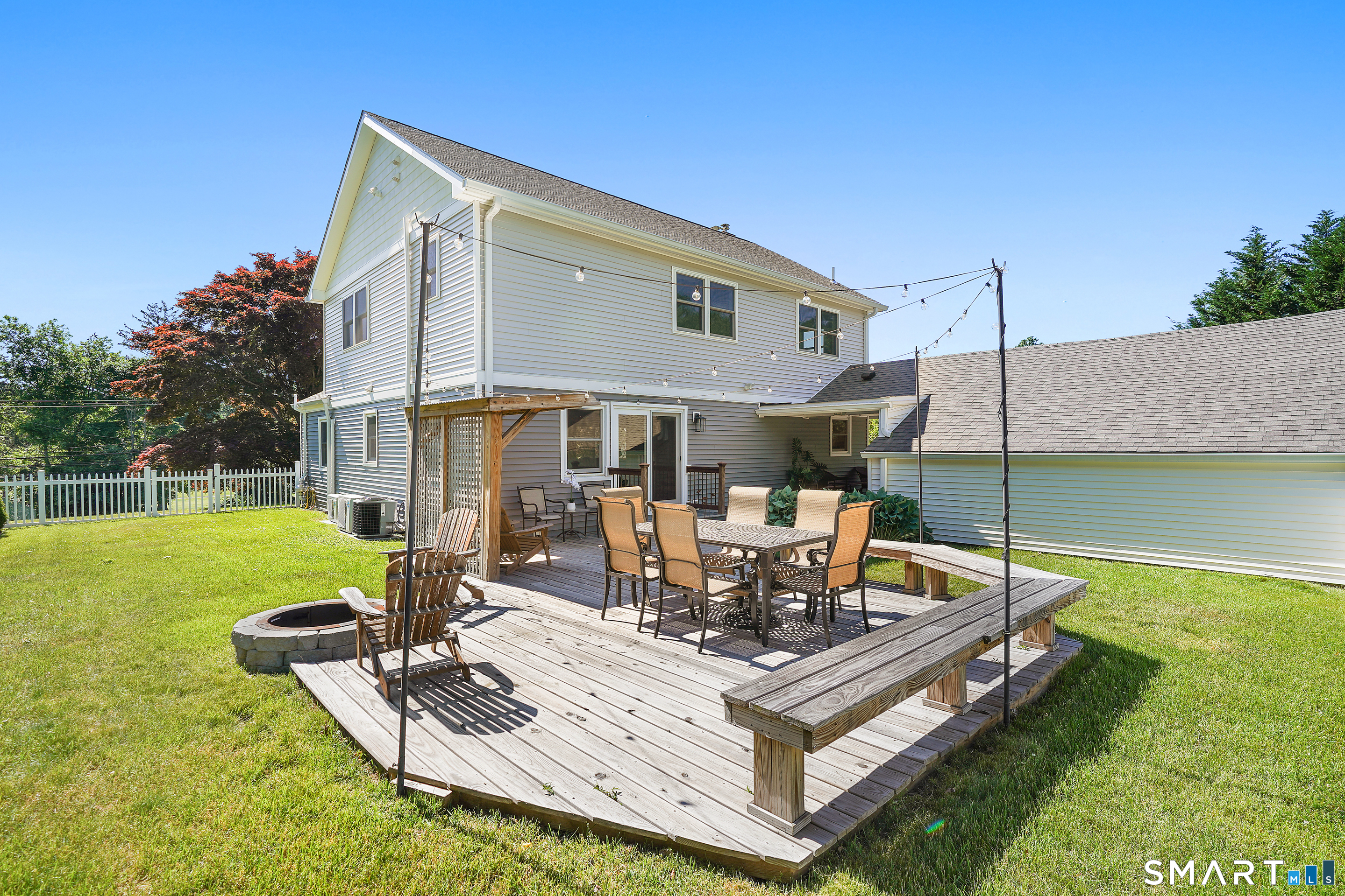 516 Stillwater Road Stamford, CT 06902 - Photo 26 of 37