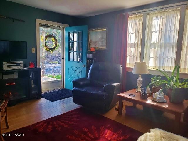 552 South Sterling Road South Sterling, PA 18460 - Photo 4 of 17