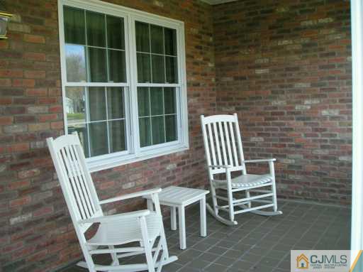 128 Woodbury Road Edison, NJ 08820 - Photo 7 of 8