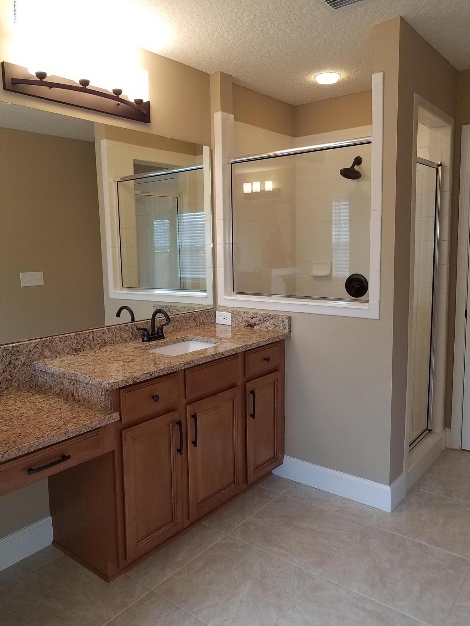 920 Silver Spring Court St. Augustine, FL 32092 - Photo 13 of 24 master bathroom3