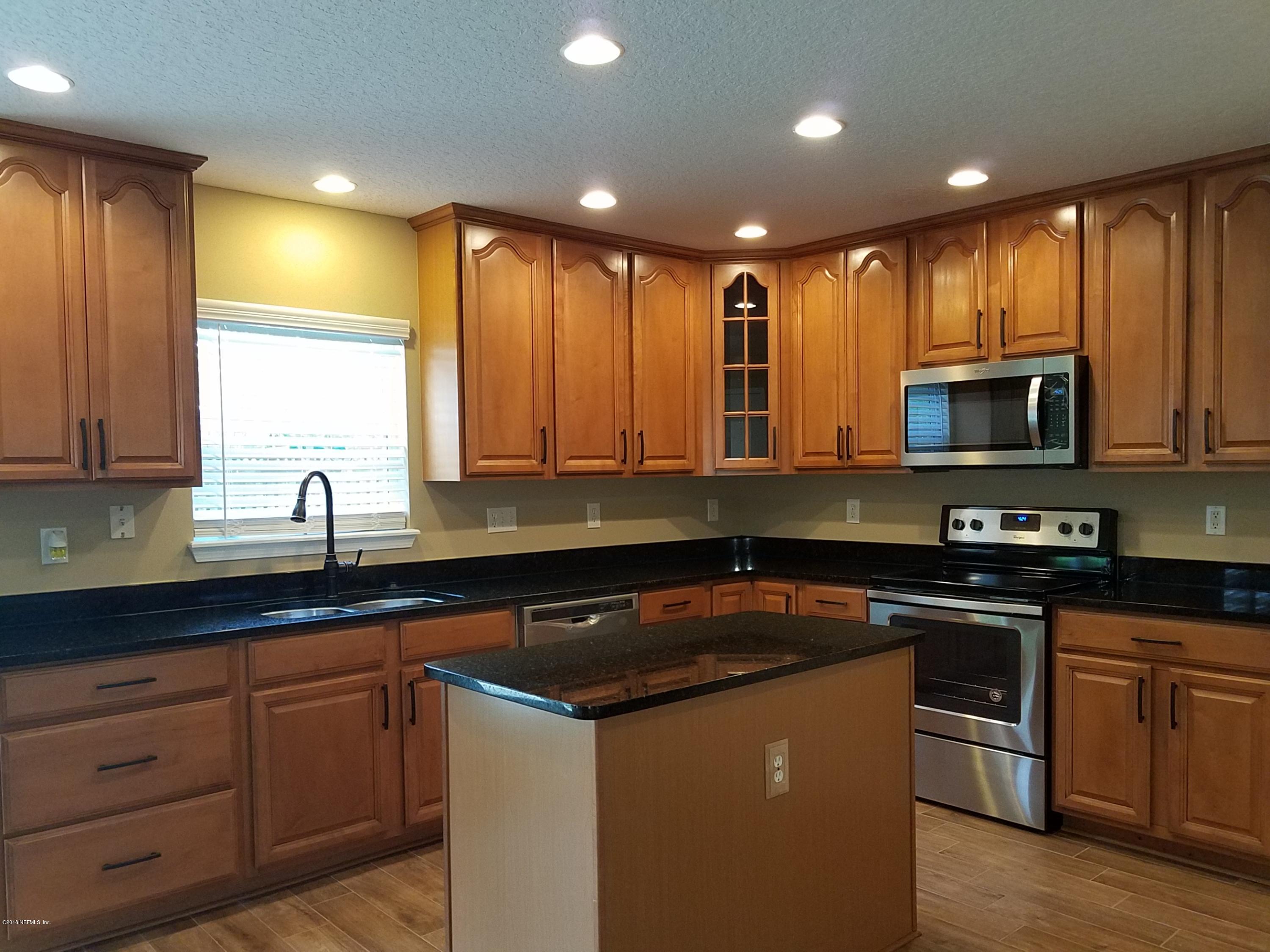 920 Silver Spring Court St. Augustine, FL 32092 - Photo 20 of 24 kitchen