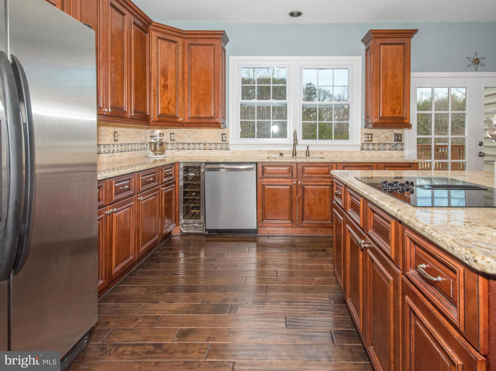2714 Howard Grove Road Davidsonville, MD 21035 - Photo 11 of 30 Kitchen Remodeled in 2013