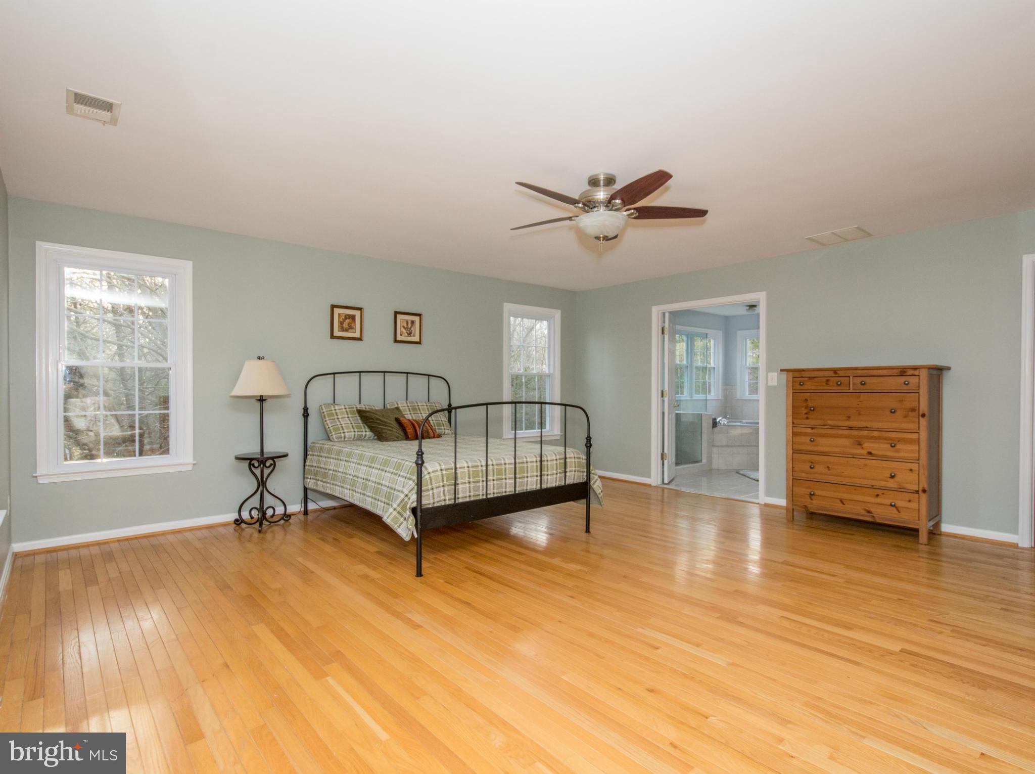 2714 Howard Grove Road Davidsonville, MD 21035 - Photo 13 of 30 Bedroom (Master)