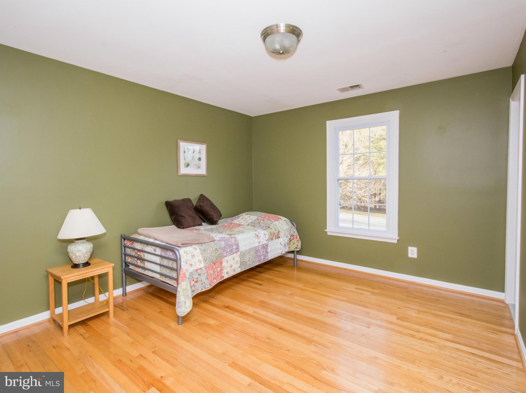 2714 Howard Grove Road Davidsonville, MD 21035 - Photo 16 of 30 Bedroom #2