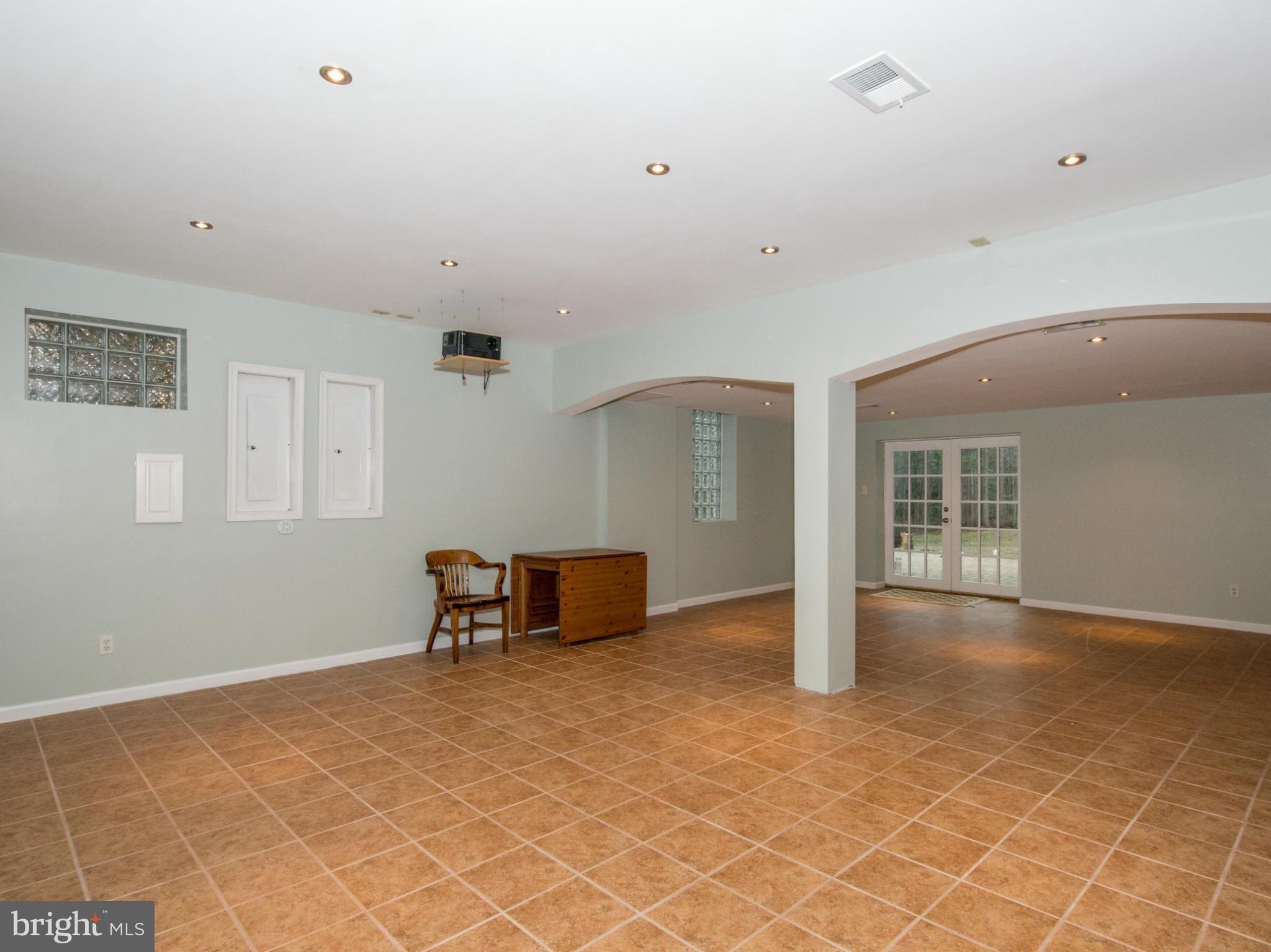 2714 Howard Grove Road Davidsonville, MD 21035 - Photo 26 of 30 29' x24' Media/Rec. Room